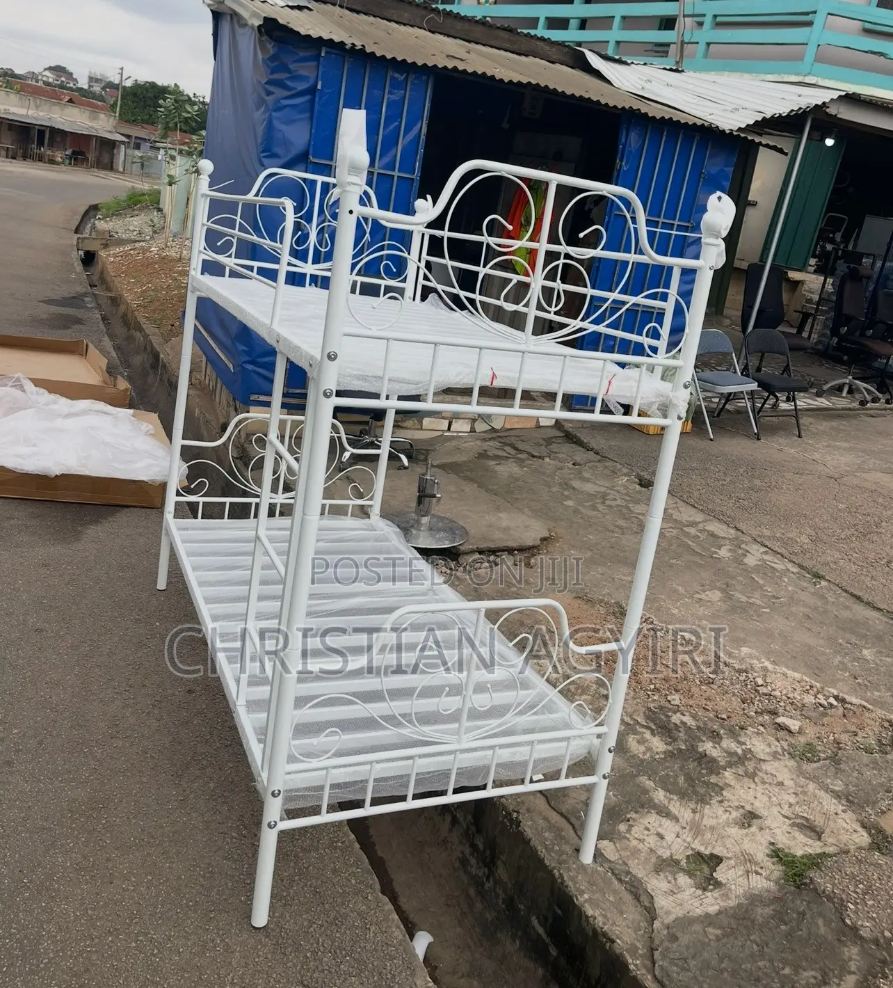 Metallic Bunk Bed