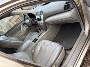 Toyota Camry 2011 Gold