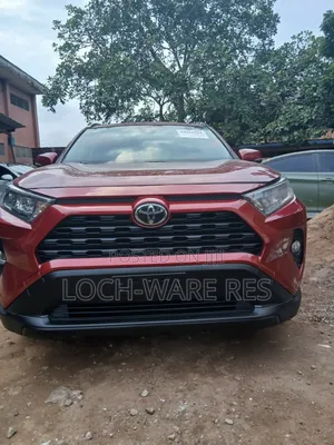 Toyota RAV4 XLE FWD 2019