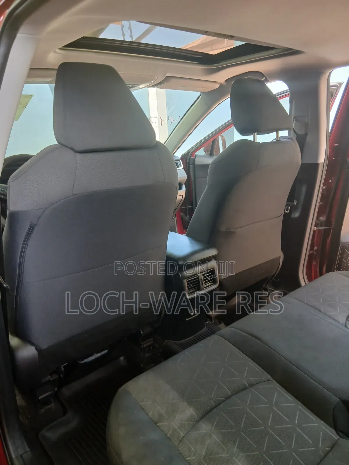 Toyota RAV4 XLE FWD 2019