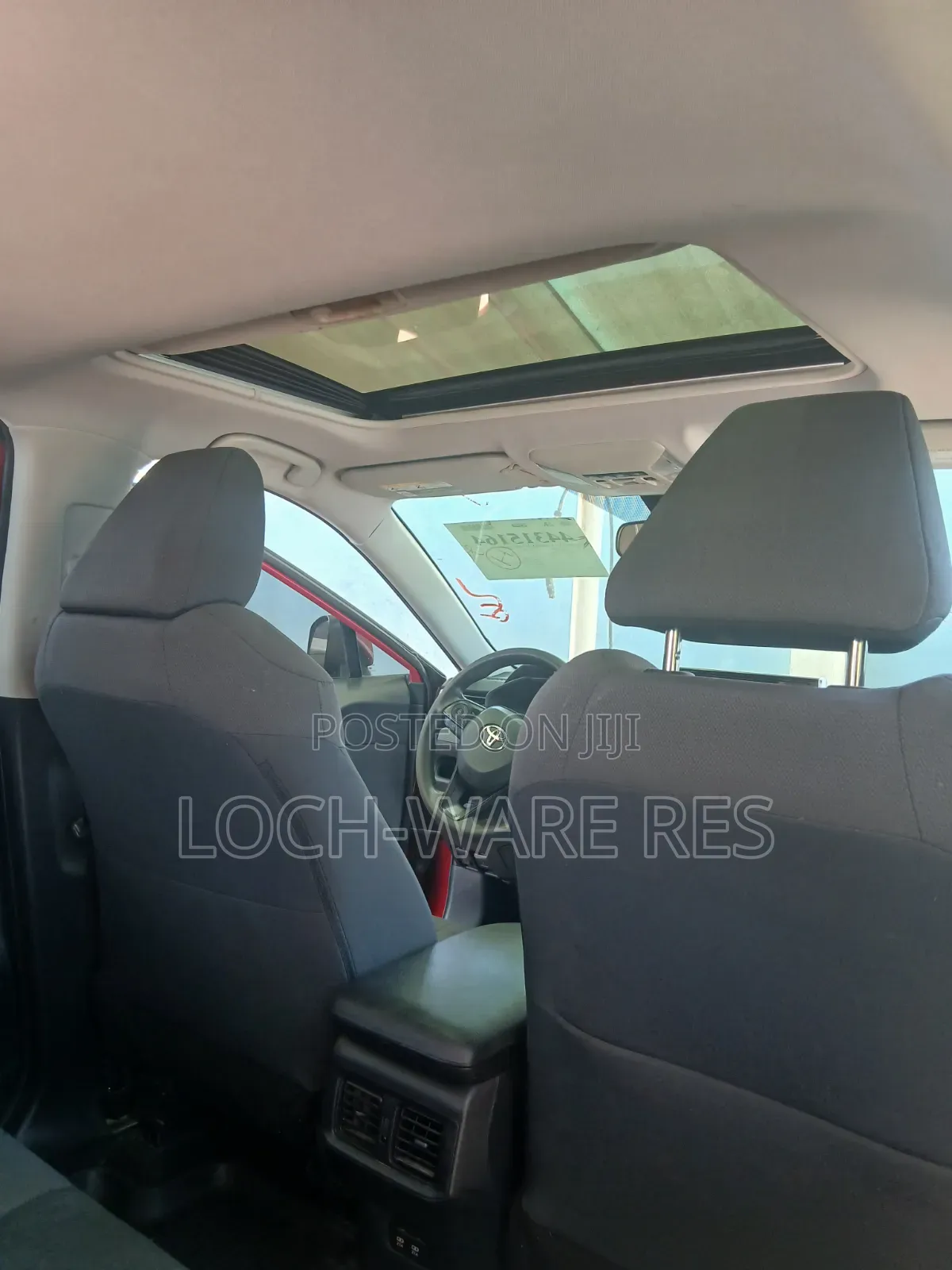 Toyota RAV4 XLE FWD 2019