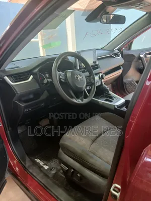 Toyota RAV4 XLE FWD 2019