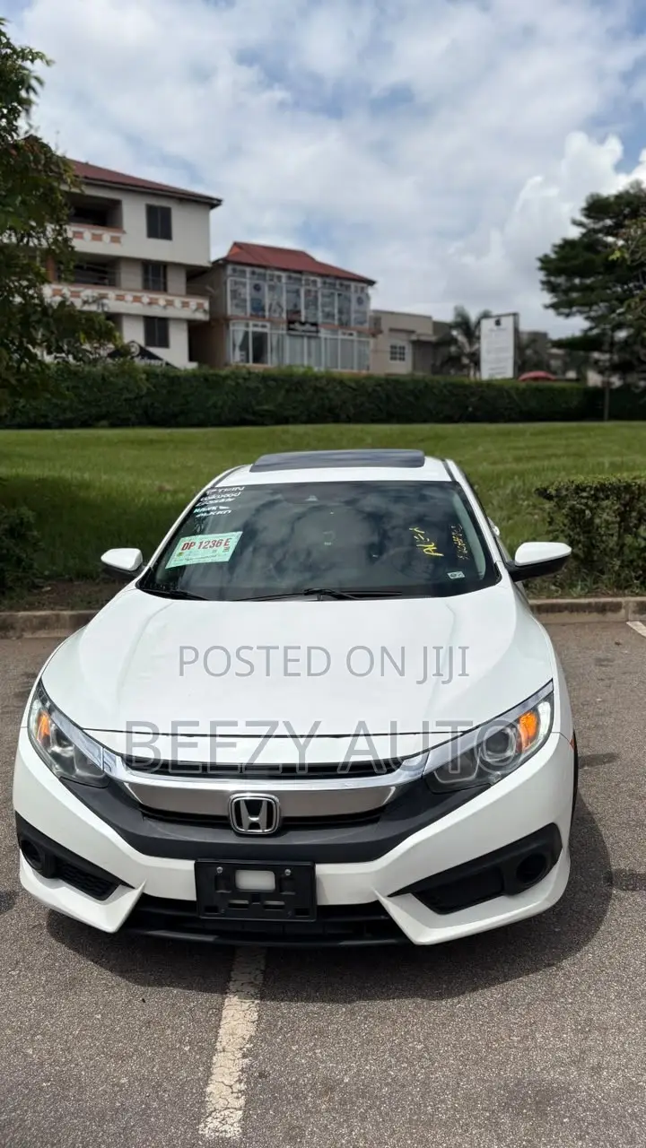 Honda Civic EX Sedan 2018 White