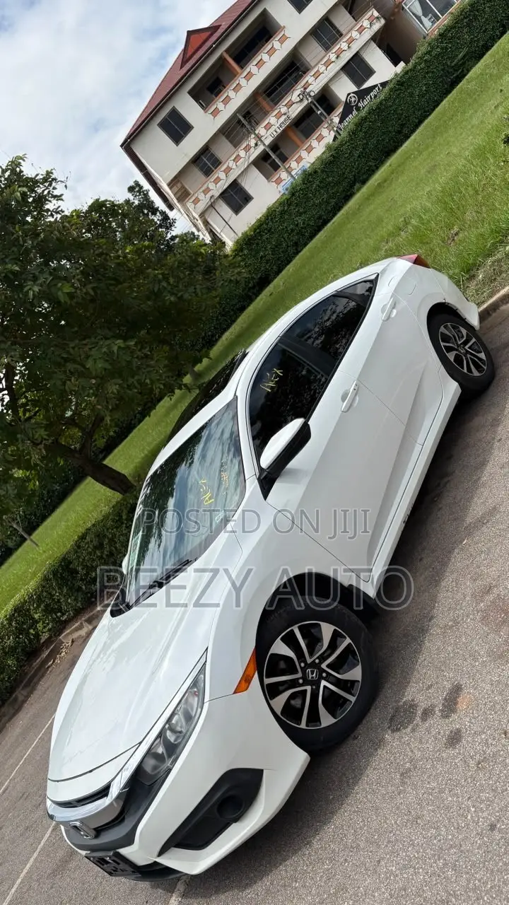 Honda Civic EX Sedan 2018 White