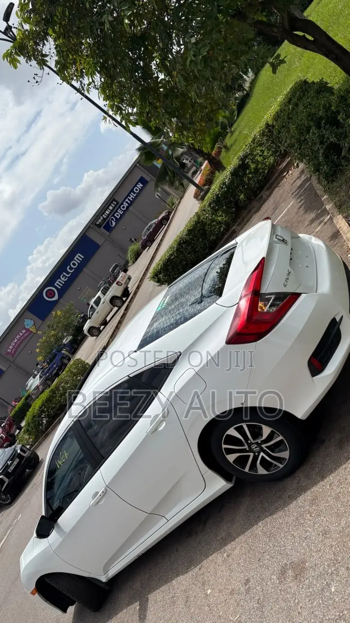 Honda Civic EX Sedan 2018 White