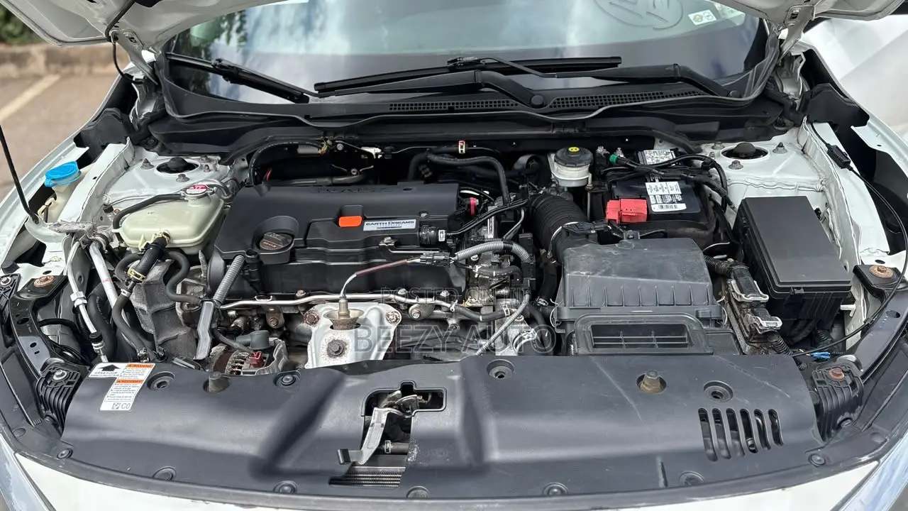 Honda Civic EX Sedan 2018 White