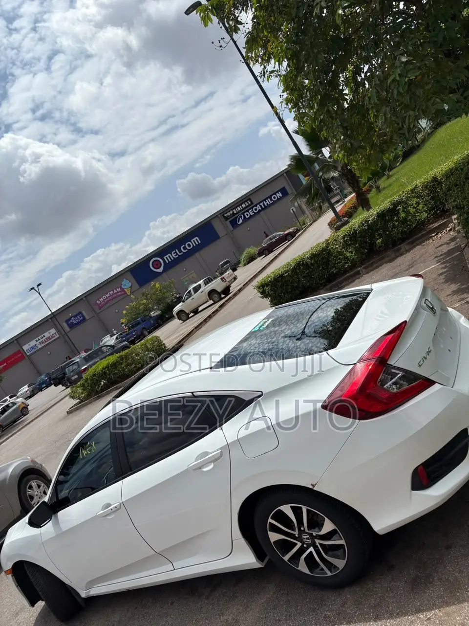 Honda Civic EX Sedan 2018 White