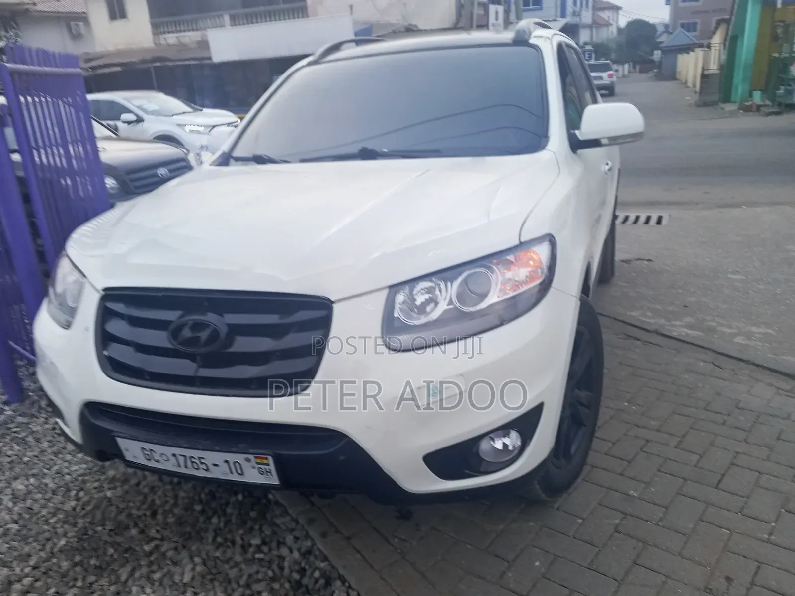 Hyundai Santa Fe 2011 White