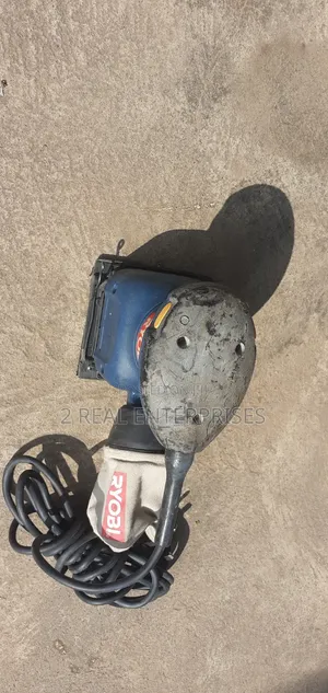 Ryobi Corded 1/4-Sheet Palm Sander With Attached Dust Collection Bag