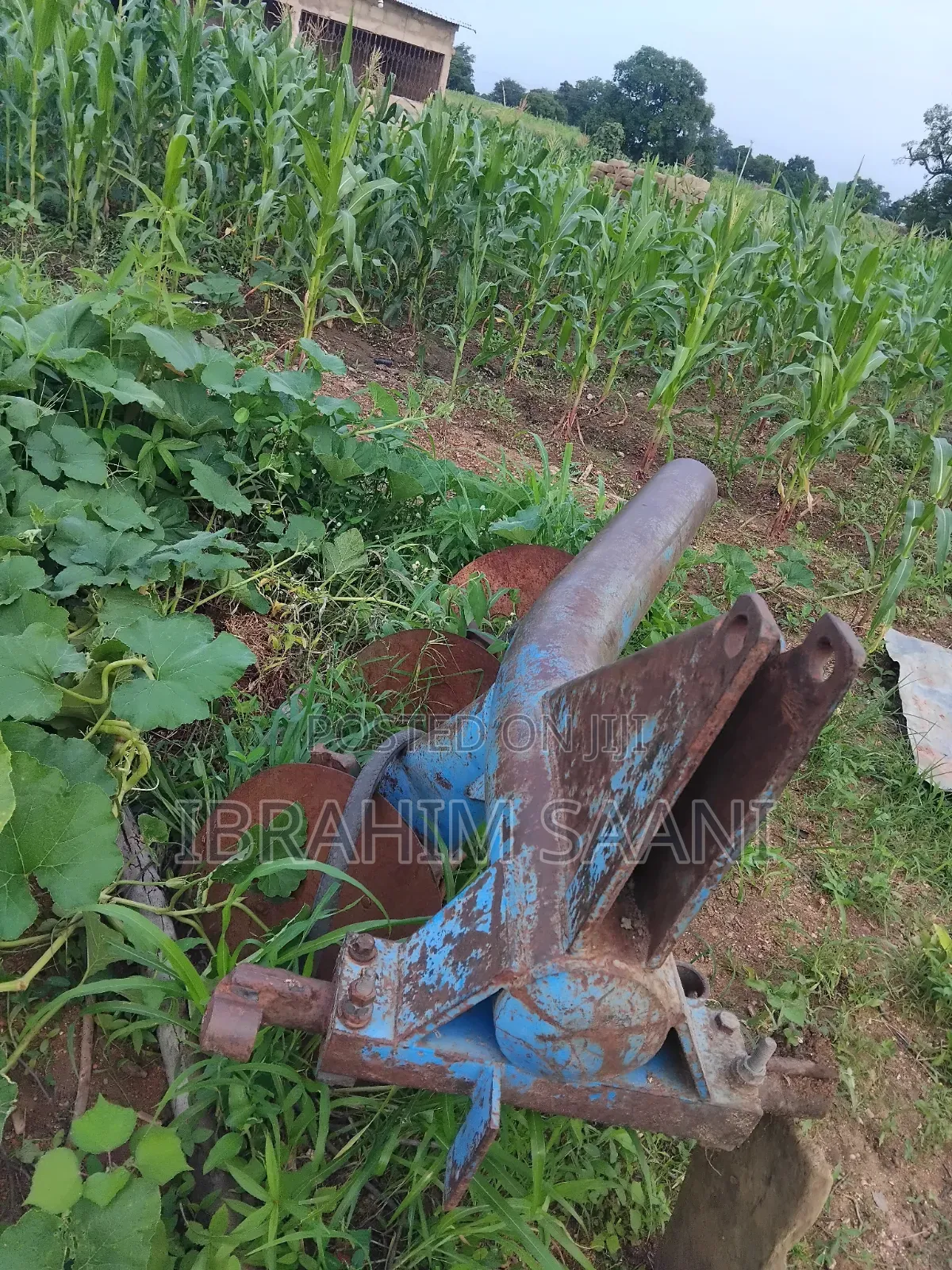 Valtra Plough