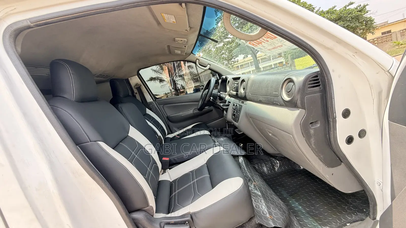 Nissan NV350 2016 White