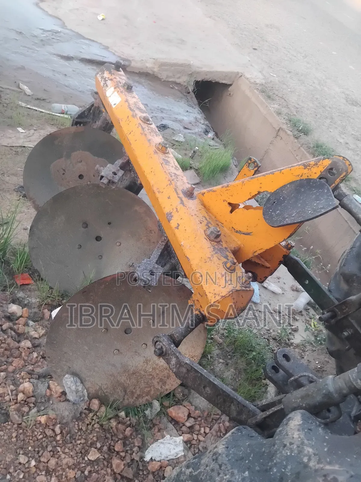 Valtra Plough