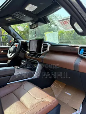 Toyota Tundra 1794 Edition CrewMax 5.5' Bed 2024 Black