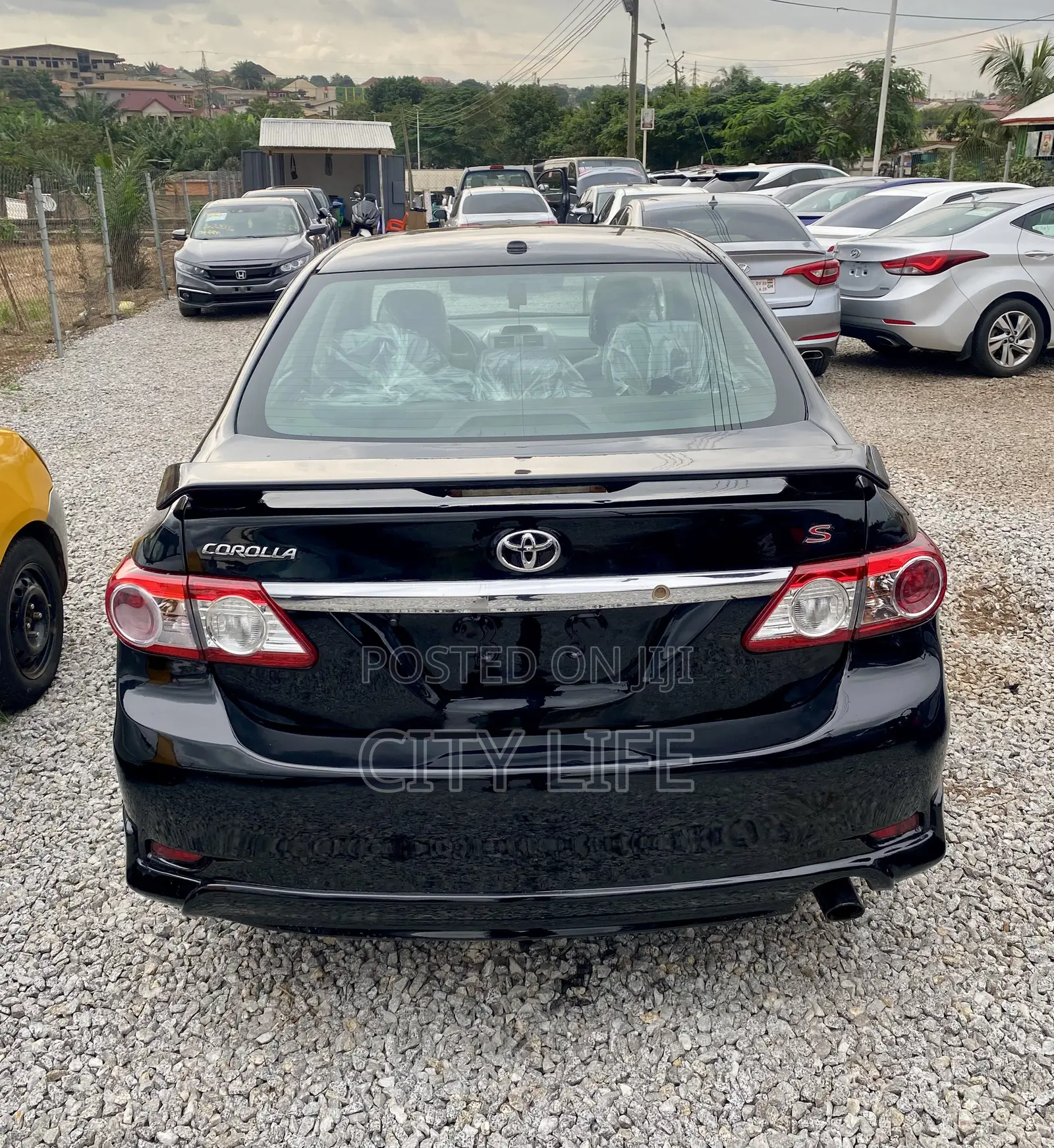 Toyota Corolla S 5-Speed 2013 Blue