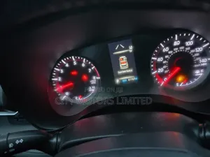 Toyota Highlander LE 2021 Black