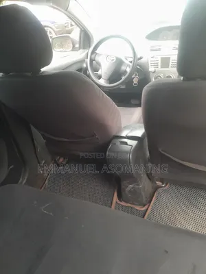 Toyota Yaris 1.5 Automatic 2009 Silver