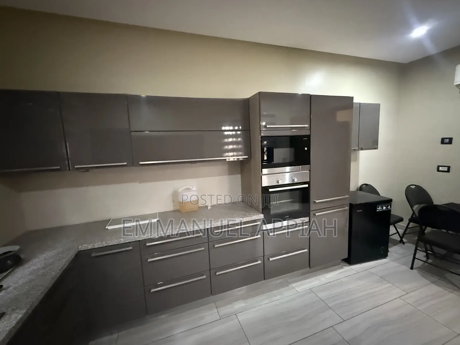 Furnished 4bdrm Townhouse / Terrace in Adjiriganor for rent