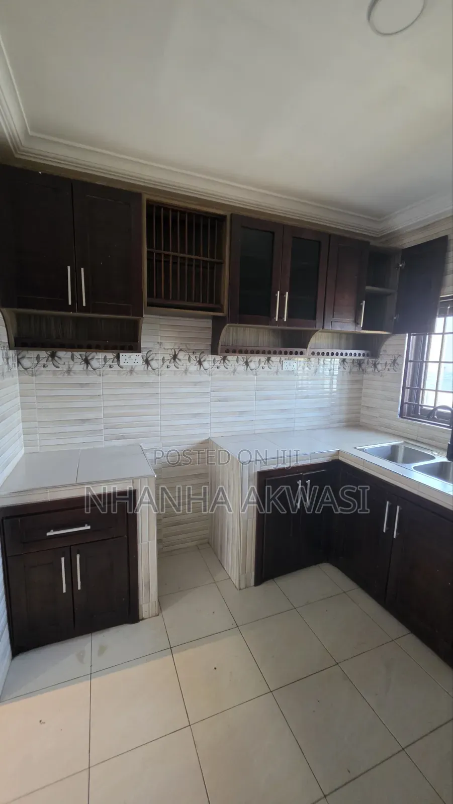 2bdrm Apartment in Junction Mall, Sakumono for rent
