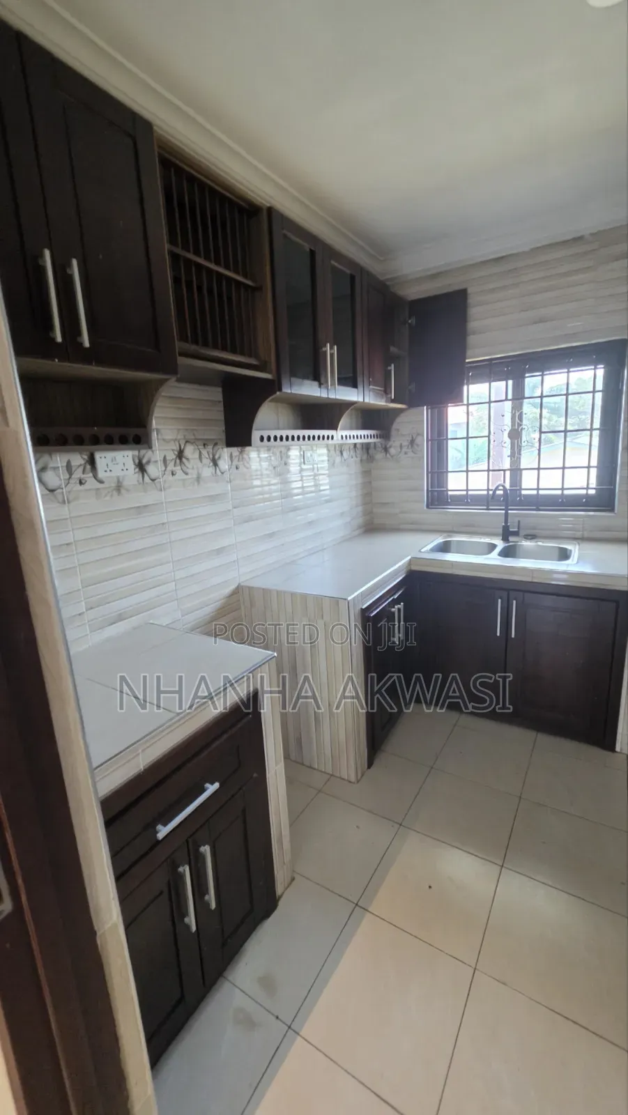 2bdrm Apartment in Junction Mall, Sakumono for rent