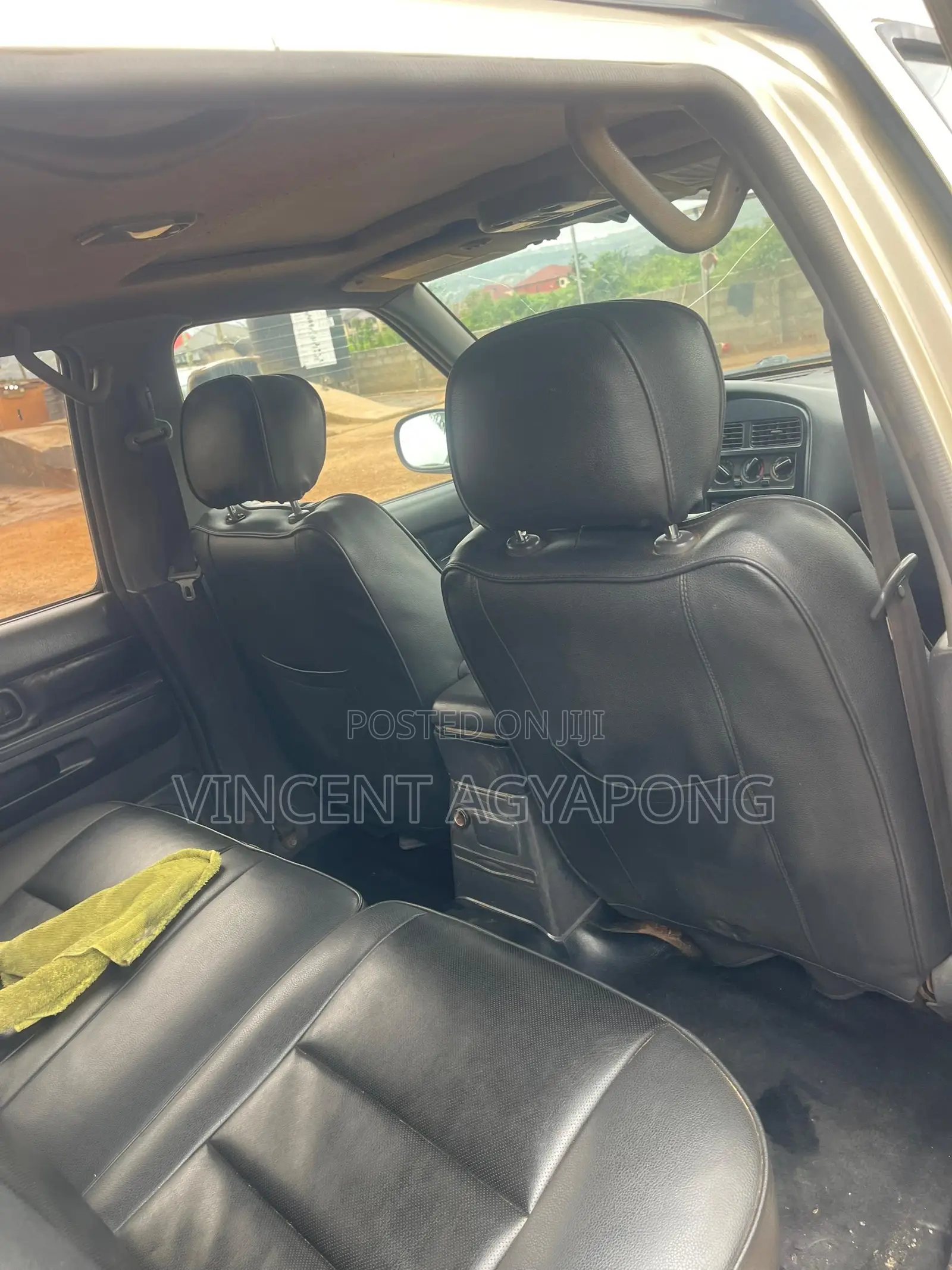 Nissan Pathfinder 1996 Gray
