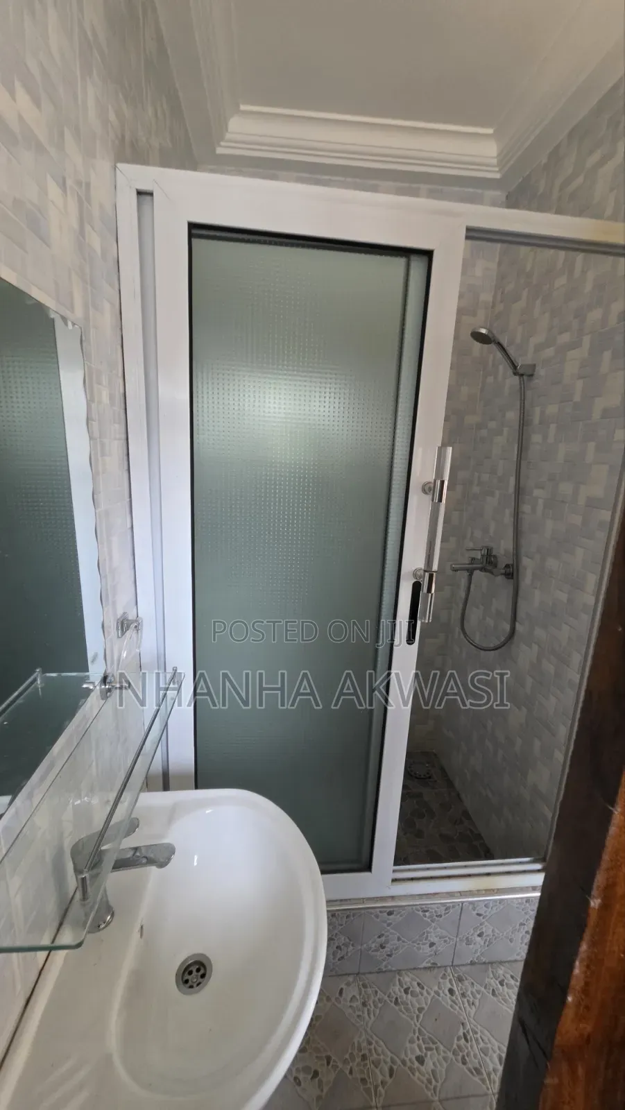 2bdrm Apartment in Junction Mall, Sakumono for rent