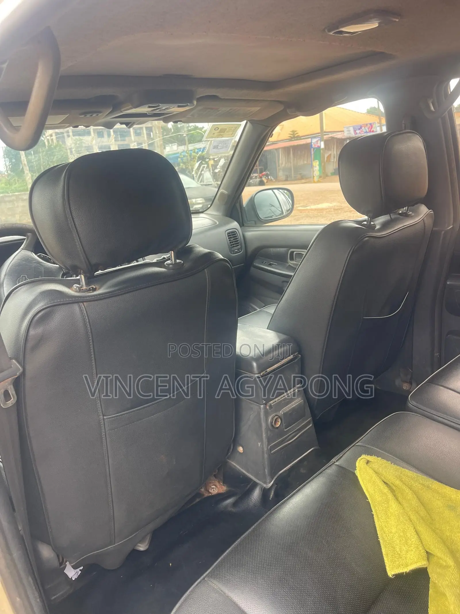 Nissan Pathfinder 1996 Gray