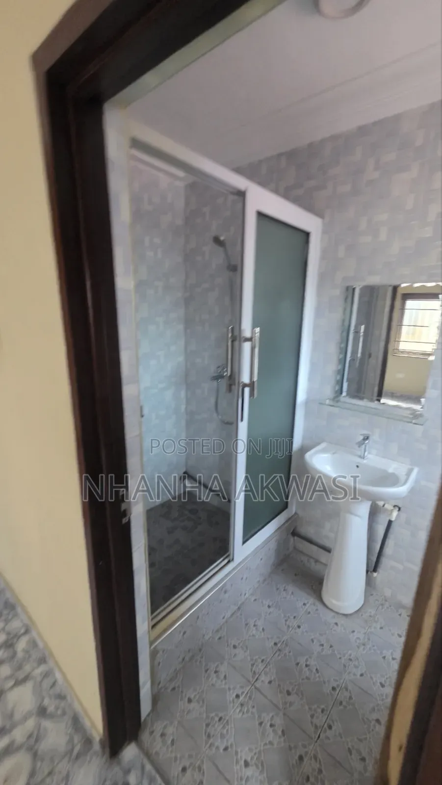 2bdrm Apartment in Junction Mall, Sakumono for rent