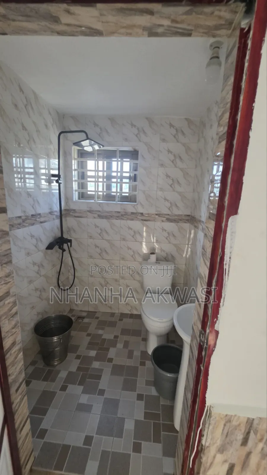 2bdrm Apartment in Community 18, Sakumono for rent