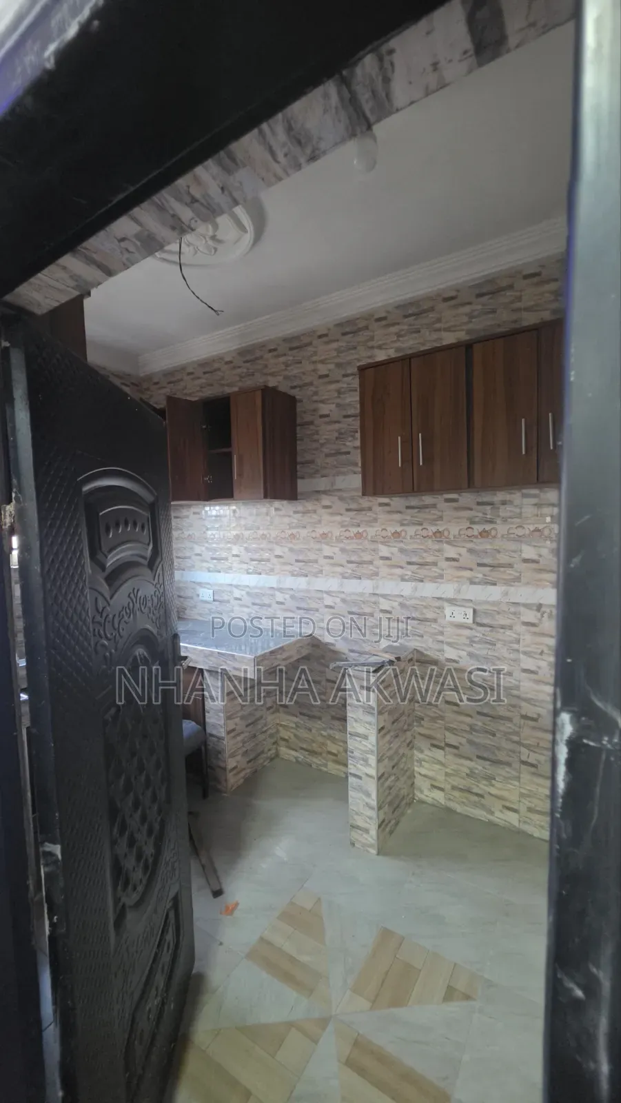 2bdrm Apartment in Community 18, Sakumono for rent