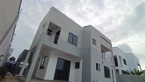 4bdrm House in East Airport, Teshie for rent