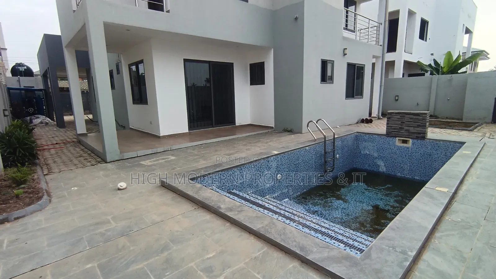 4bdrm House in East Airport, Teshie for rent