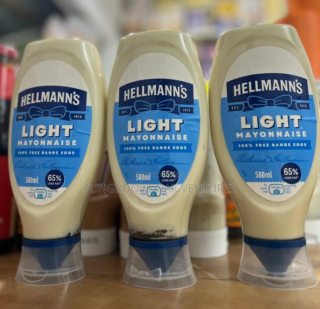 Hellman's Light Mayonnaise Squeeze 580ml