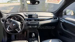 BMW X1 sDrive28i FWD 2020 Blue
