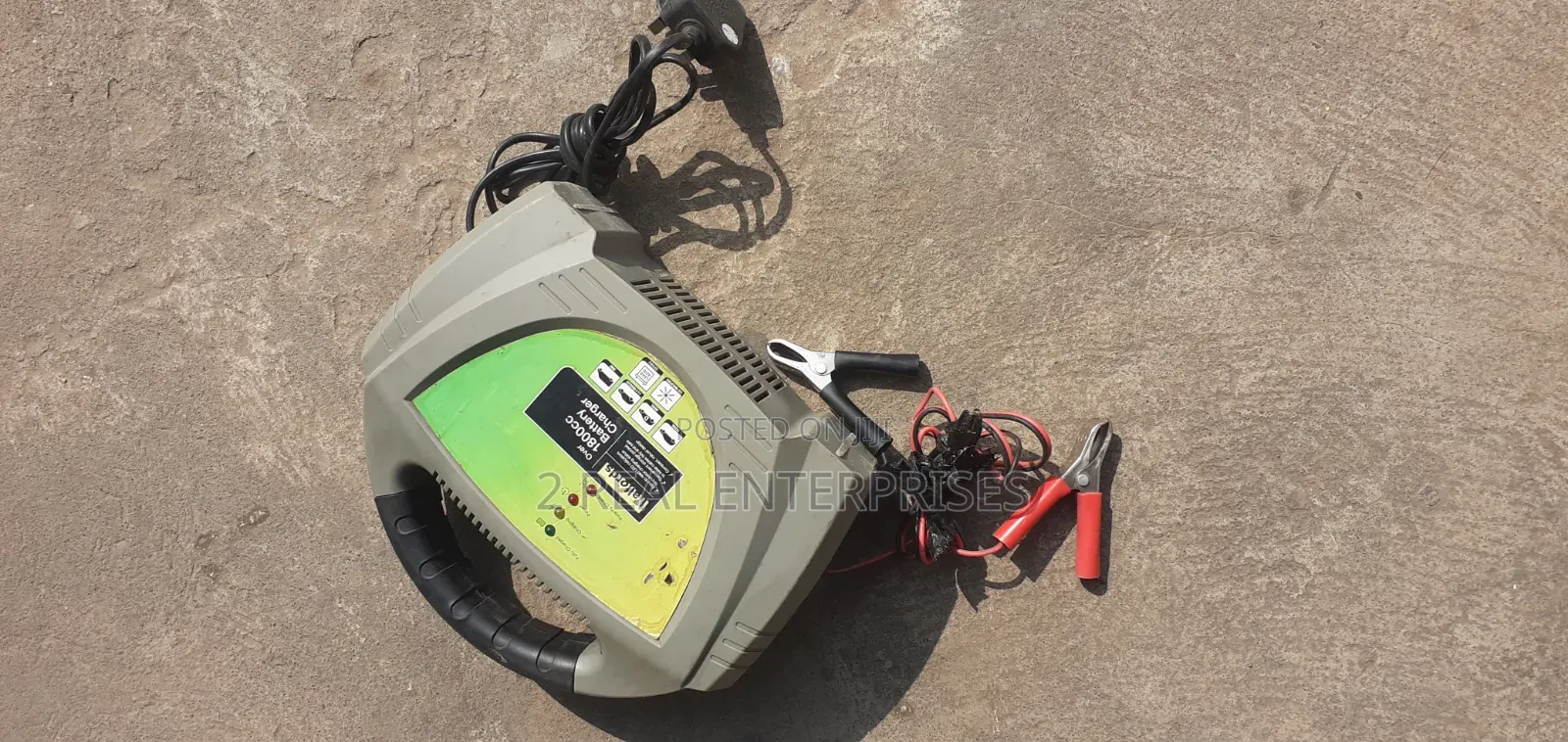 Halfords Over 1800cc Car Battery Charger