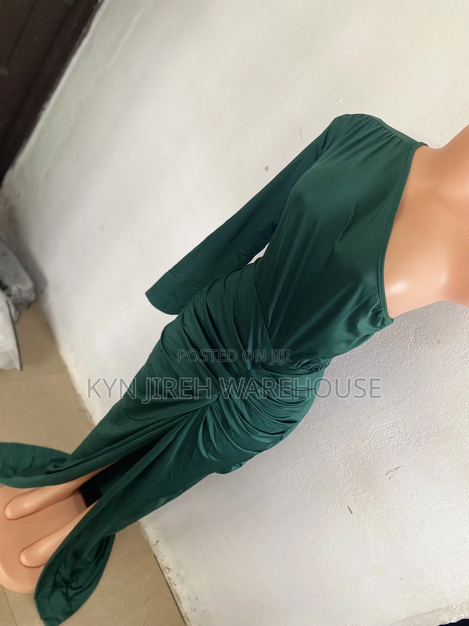Ladies Dinner Wear
