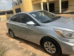 Hyundai Accent 2016 Gray