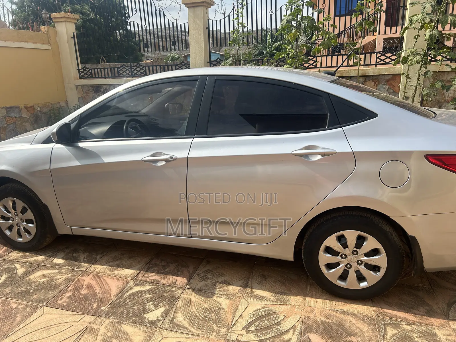 Hyundai Accent 2016 Gray