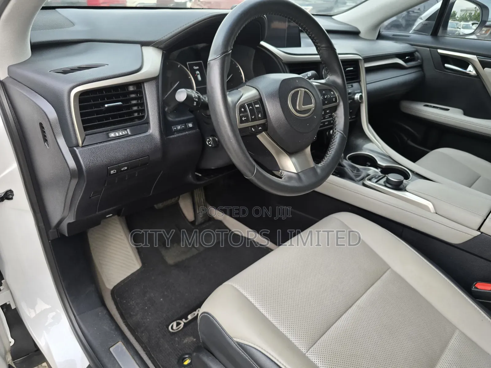 Lexus RX 350 FWD 2019 White