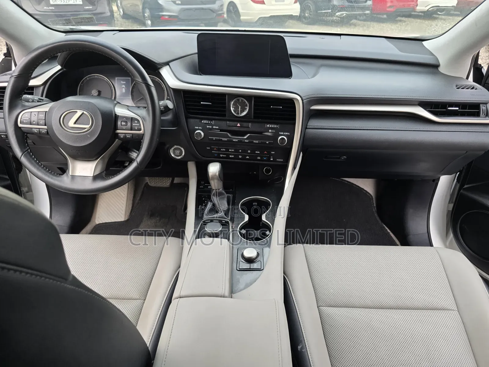 Lexus RX 350 FWD 2019 White