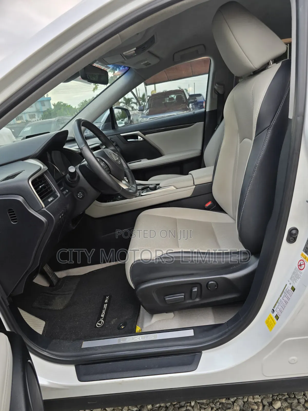 Lexus RX 350 FWD 2019 White