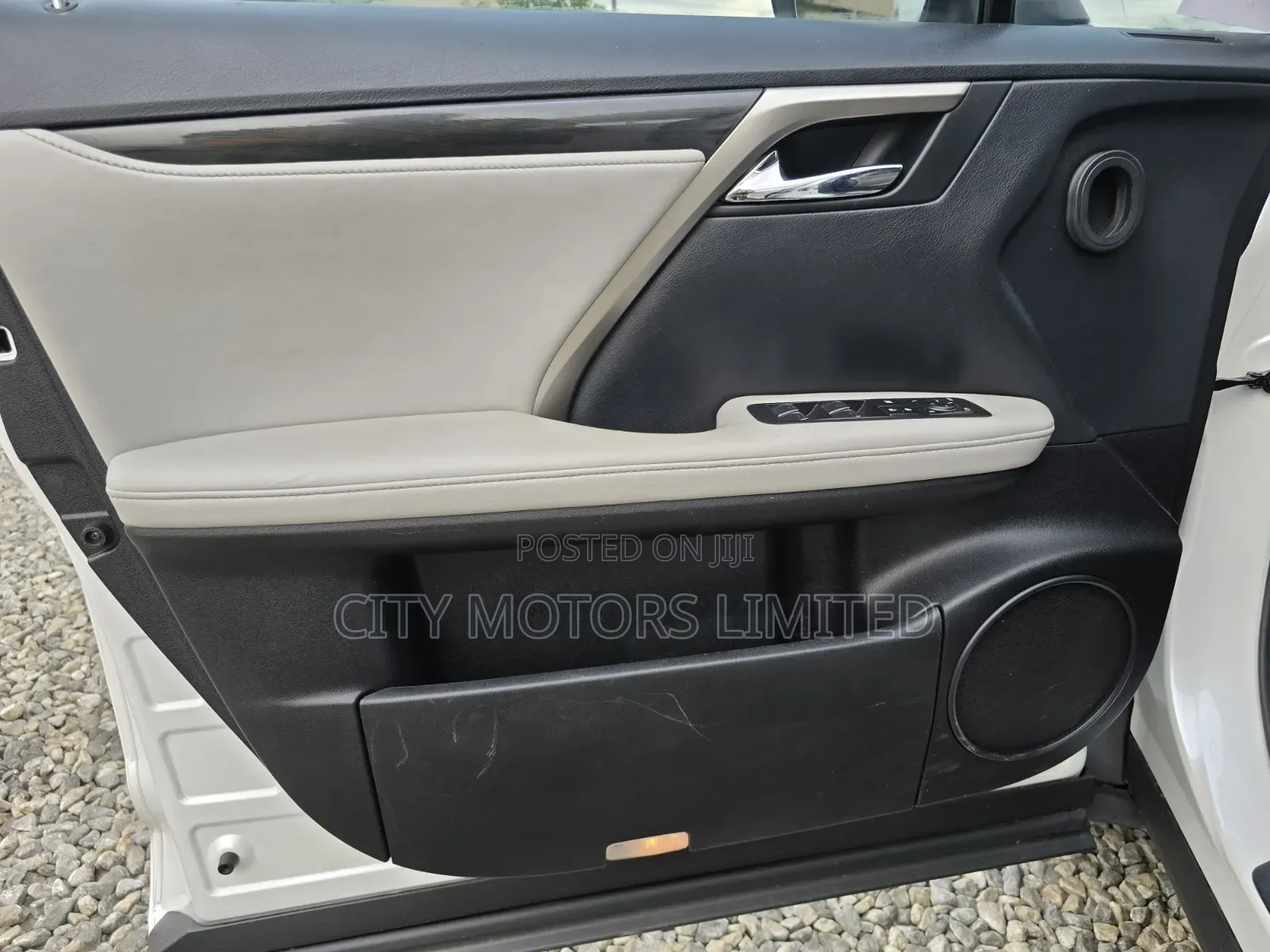 Lexus RX 350 FWD 2019 White