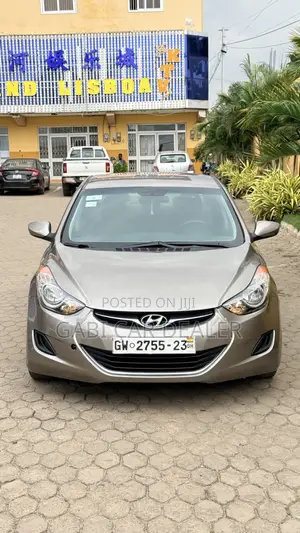 Hyundai Elantra 2012 Brown