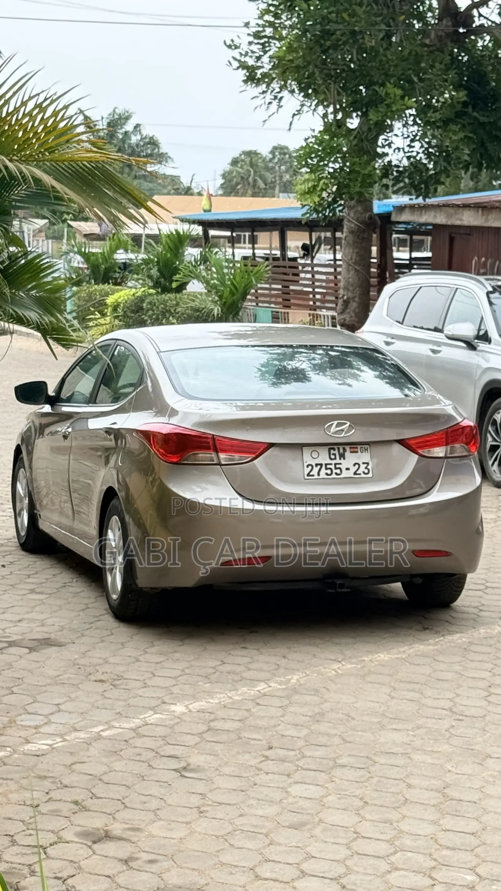 Hyundai Elantra 2012 Brown