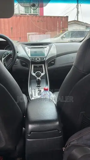 Hyundai Elantra Limited 2012 Red