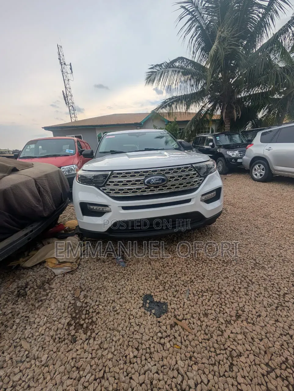 Ford Explorer 2021 White