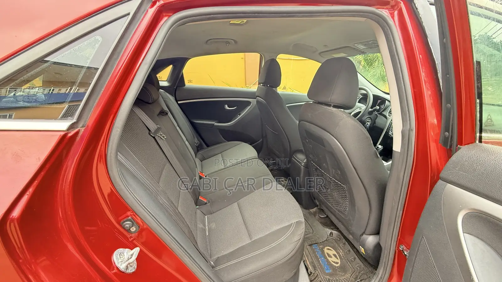 Hyundai Elantra 2016 Red