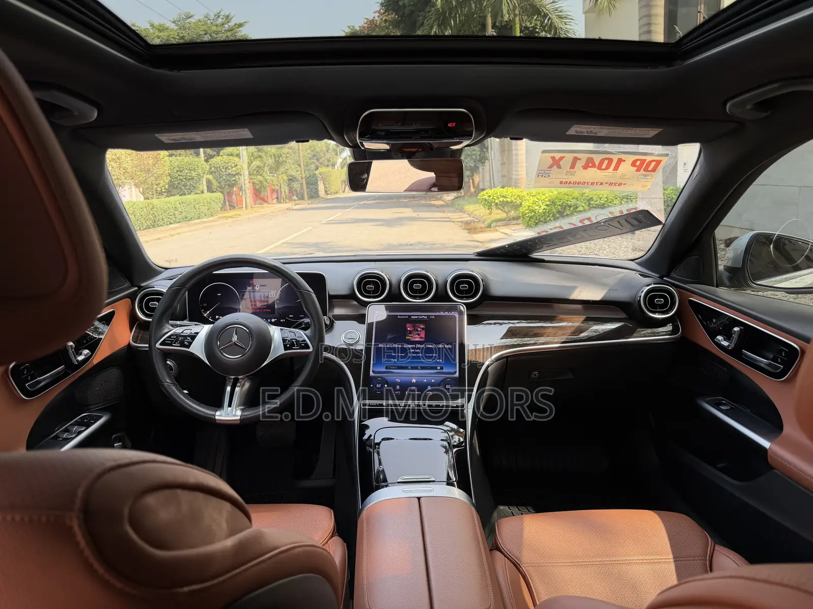 Mercedes-Benz C300 2024 Silver