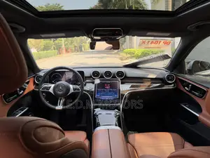 Mercedes-Benz C300 2024 Silver