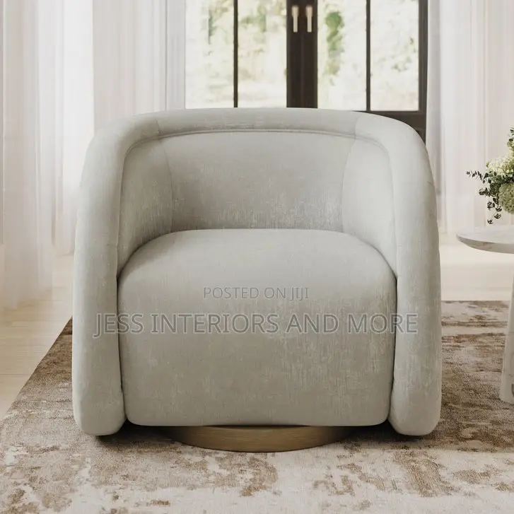 Accent Swivel Chair(Henredon Aspen Hill Fabric)