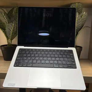 Laptop Apple MacBook Pro 2023 M3 Pro 18GB Apple M3 Pro SSD 512GB